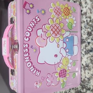 HELLO KITTY TIN LUNCH BOX